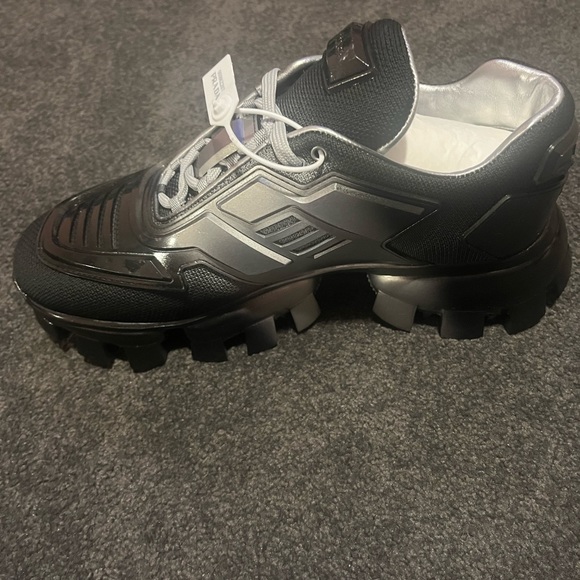 BRAND NEW PRADA CLOUD BUST SILVER AND BLACK - Picture 12 of 14